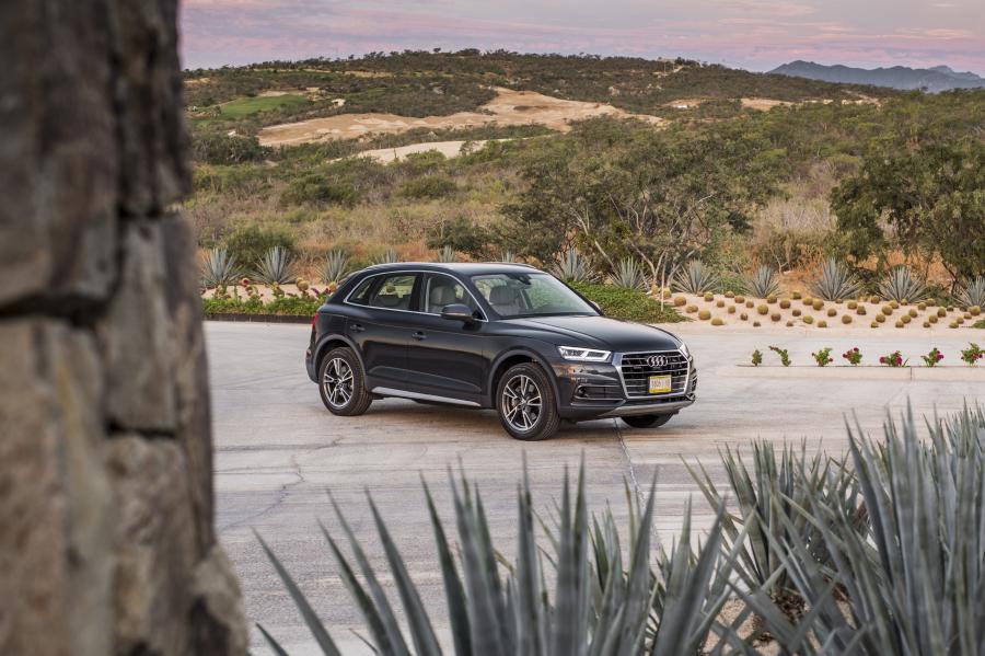  Audi Q5 TFSI Quattro 2016 года  (WW) (фото 23 из 30)